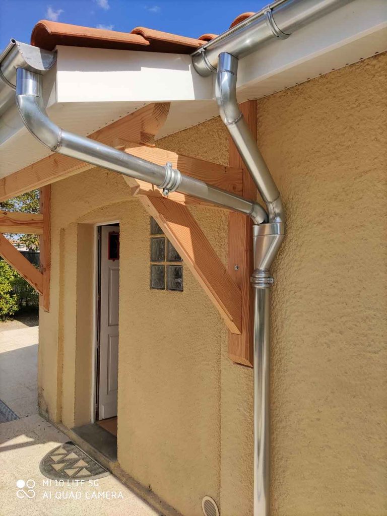 Rénovation de gouttière en zinc à Bordeaux