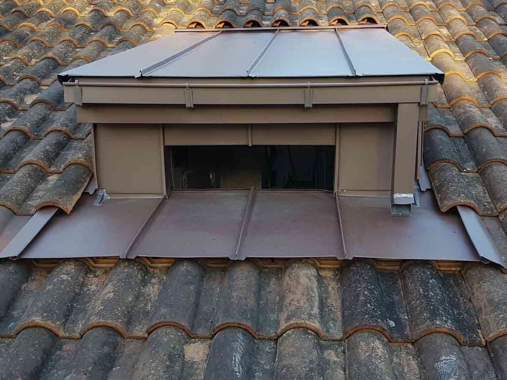 Pose d'une fenêtre de toit à Pessac