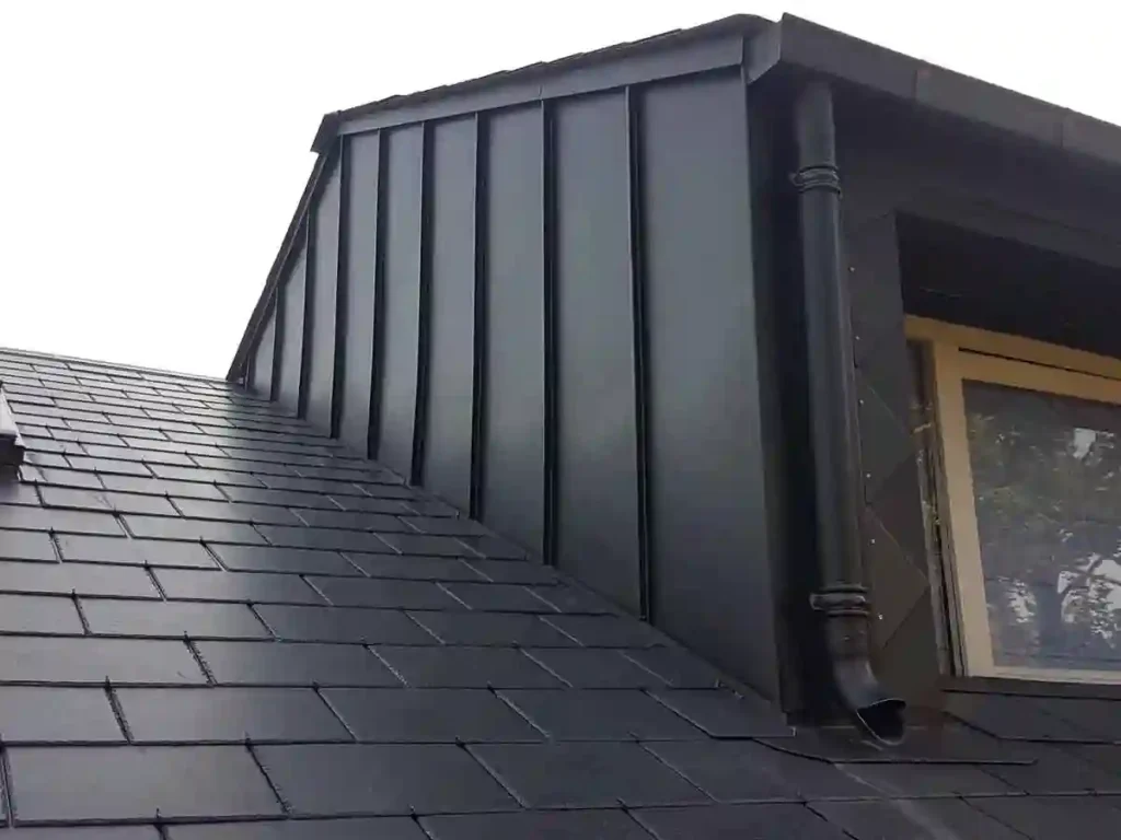 Travaux de couverture à la Teste-De-Buch