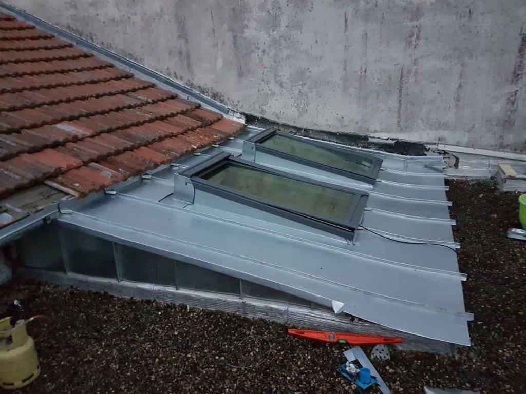 Gouttières en zinc à Villenave d'Ornon